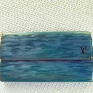 Blue Lv epi bifold wallet